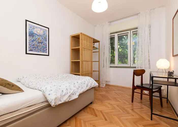 Enolabee Apartament