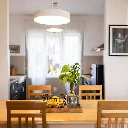 Enolabee * 木洛希尼