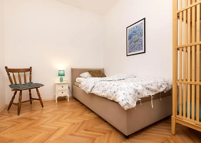 Enolabee アパート *