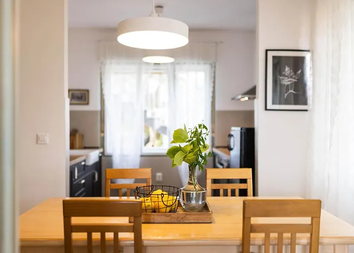 Enolabee * マリ・ロシニュ